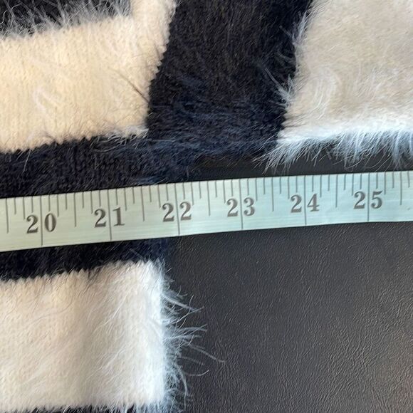 A New Day Womens Pullover Sweater Long Sleeve Nylon Acrylic Black White Large - Picture 7 of 8